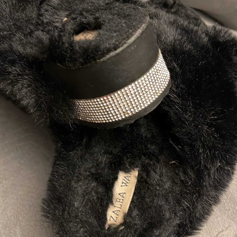 Slides - Picture 4 of 7